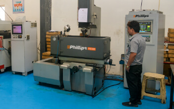 CNC EDM VMC